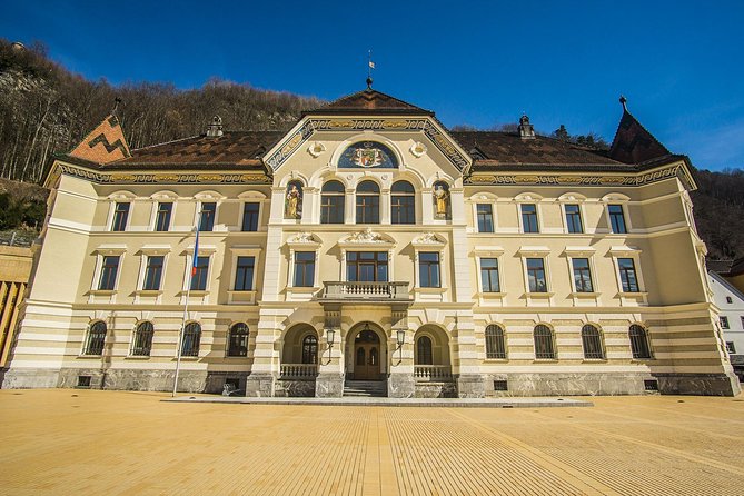 Trip to 4 Countries: Liechtenstein, Austria, Germany, Switzerland - A four-country day from Zurich that feels efficient, not frantic