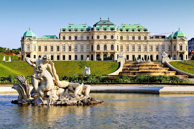 Vienna: 3-Hour Private Walking tour - St. Stephen’s Cathedral: more than a quick stop