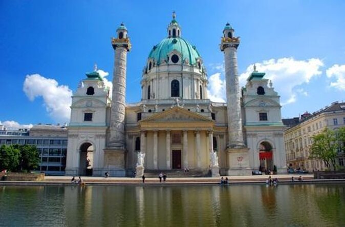 Vienna After Dark: Private Evening Food & Drink Experience - Key things I’d zero in on