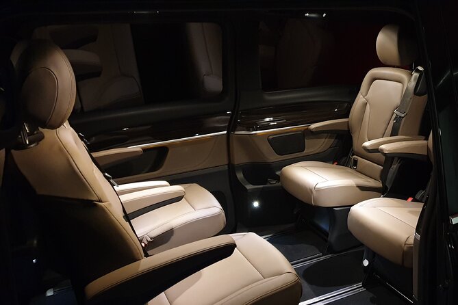 Vienna Airport Private Arrival Transfer - What you’re really buying: time, calm, and a real chauffeur