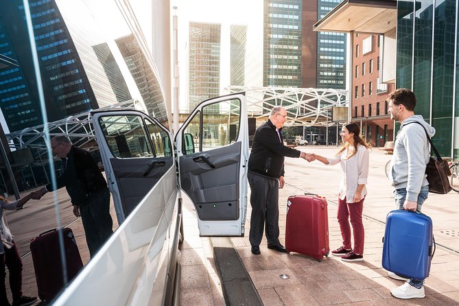 Vienna Airport private ROUND-TRIP Transfer - Who This Transfer Suits Best (And Who Might Skip It)