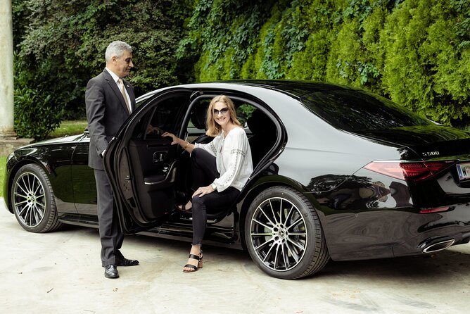 Vienna Airport Transfers From Vienna City With Private Driver - Should you book this Vienna airport transfer?