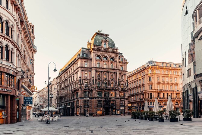 Vienna Airport (VIE) Private Transfer to Vienna City/Hotels - What the Ride Feels Like, Based on Real Driver Behavior