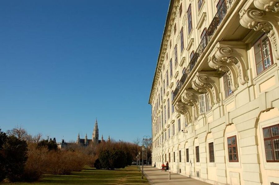 Vienna and Skip-the-Line Schönbrunn Palace Private Tour - Optional stops: how to add Belvedere, Hundertwasser, or Naschmarkt