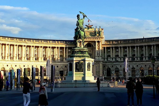 Vienna at First Glance a Private Walking Tour for First Timers - Graben, Kohlmarkt, and Plague Column Baroque Symbolism (Stop 9)