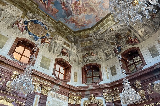 Vienna Belvedere Museum Private Walking Tour with Licensed Guide - A quick note on what to expect from the guide