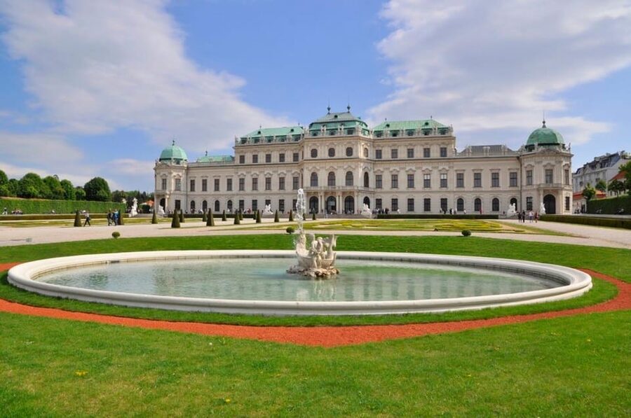 Vienna: Belvedere Palace Skip-the-Line Tour - Meeting at the black gate next to the Hop on Hop off bus stop