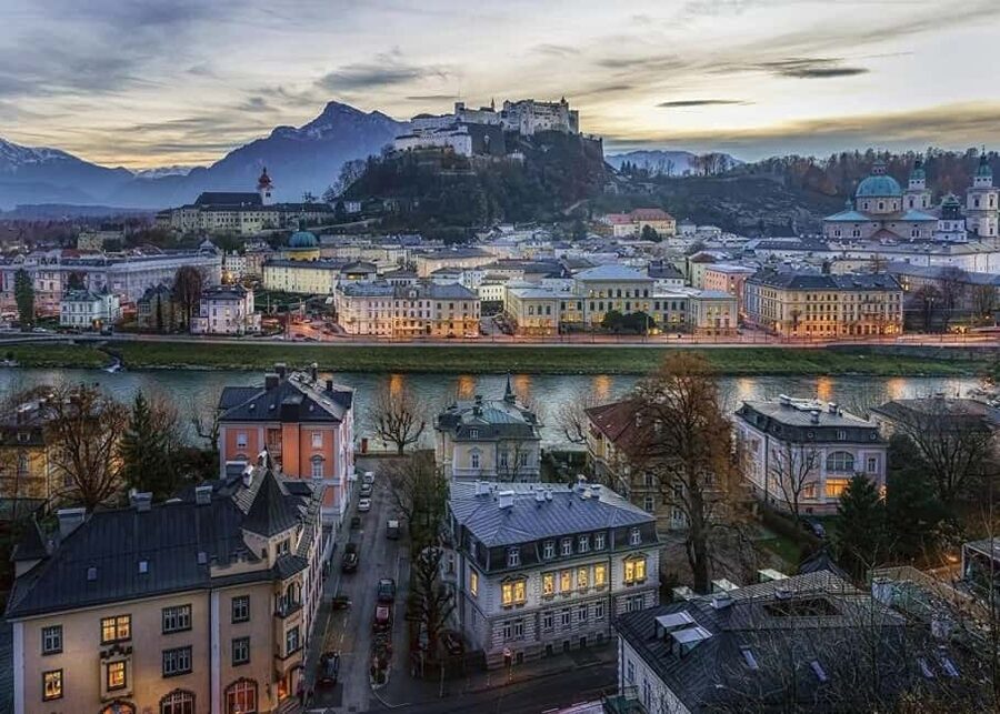 Vienna/Bratislava: Traunkirchen, Hallstatt & Salzburg Tour - Should you book this Vienna/Bratislava Hallstatt and Salzburg tour?