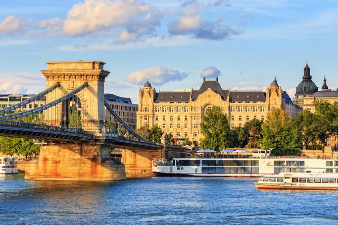 Vienna: Budapest & Bratislava Two Capitals Day Trip - Key highlights at a glance