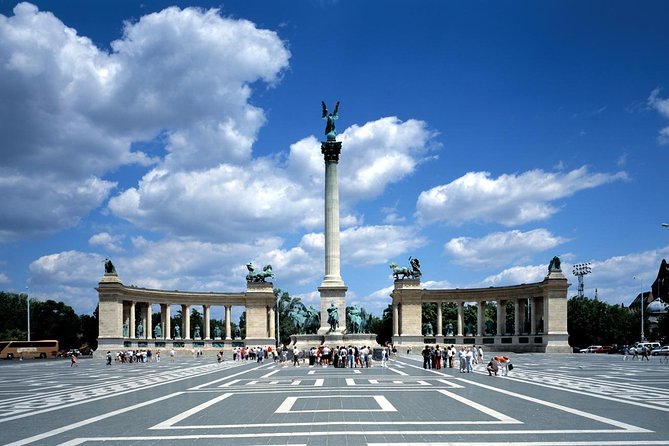 Vienna: Budapest & Bratislava Two Capitals Day Trip - Drive time, border vibe, and the on-the-way orientation