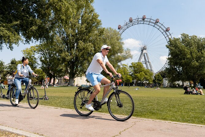 Vienna by bike in small groups max 12pax - Danube Canal ride and graffiti walls: the route’s most playful segment