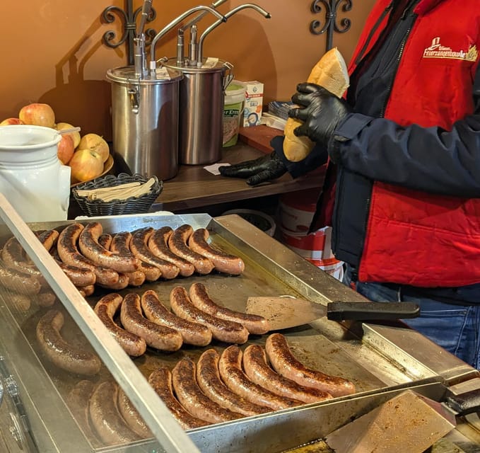 Vienna: Christmas Market Food and Drinks Tour - Key highlights to look for