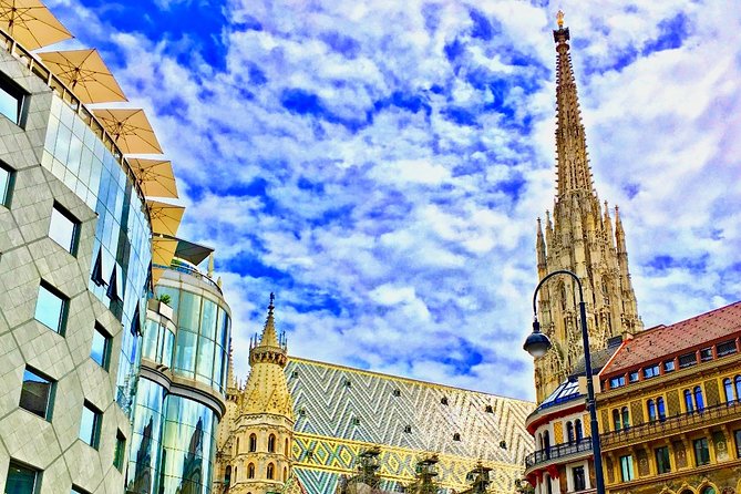Vienna Christmas Tour - Stop 6: Wiener Christkindlmarkt with about 150 stalls