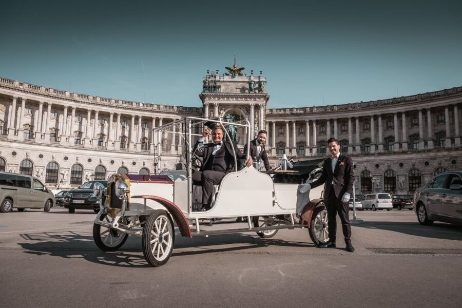 Vienna: City Sightseeing Tour in an Electro Vintage Car - Why This Vienna Electro-Vintage Car Tour Works