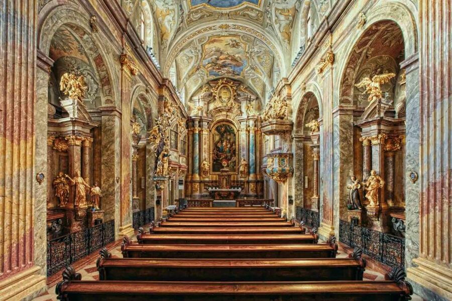 Vienna: Classical Concert in St. Anne's Church (Annakirche) - A realistic timeline: what you’ll do during the 70 minutes