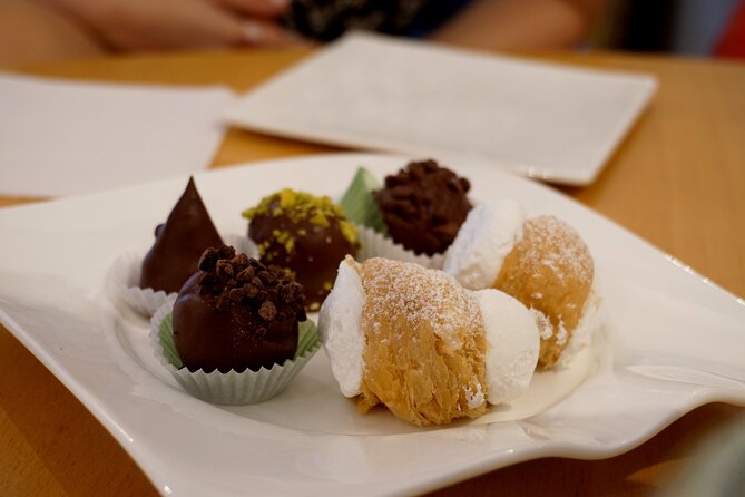 Vienna Coffee, Cake & Pastries Tour with Local Stories - Key highlights worth circling on your calendar