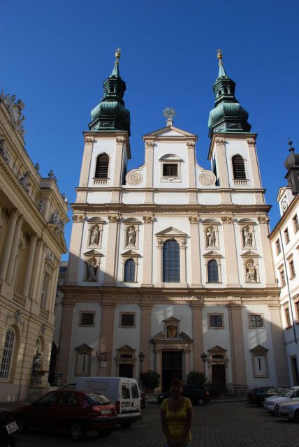 Vienna: Courtyards & Hidden Places Walking Tour - Kicking off at St. Stephen’s Cathedral and Stephansplatz