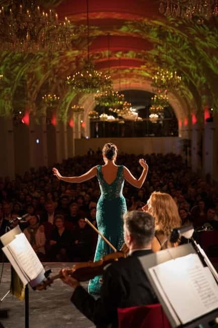 Vienna: Dinner & Concert at Schönbrunn Palace - Timing That Actually Works: 6:30 Dinner, 8:30 Concert