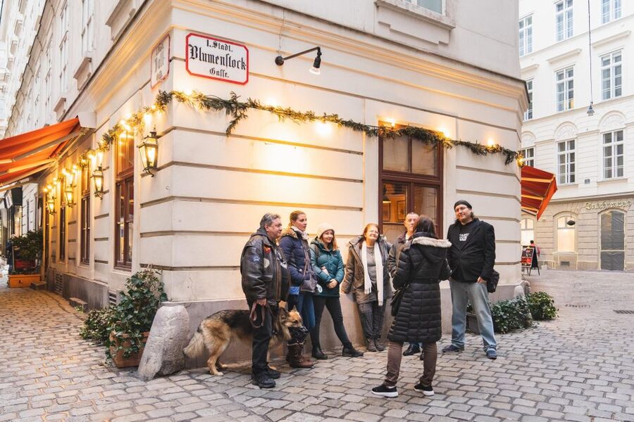 Vienna: Educational Walk Exploring Homelessness - Segment one: learning to see the city differently
