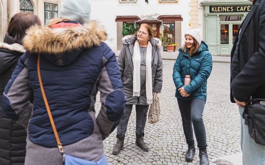Vienna: Educational Walk Exploring Homelessness - Logistics that actually matter: outdoor walking and weather reality