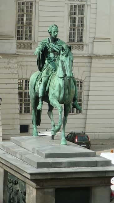 Vienna: Essential History Walking Tour - Walking Vienna’s “Imperial Core” in 2 Hours