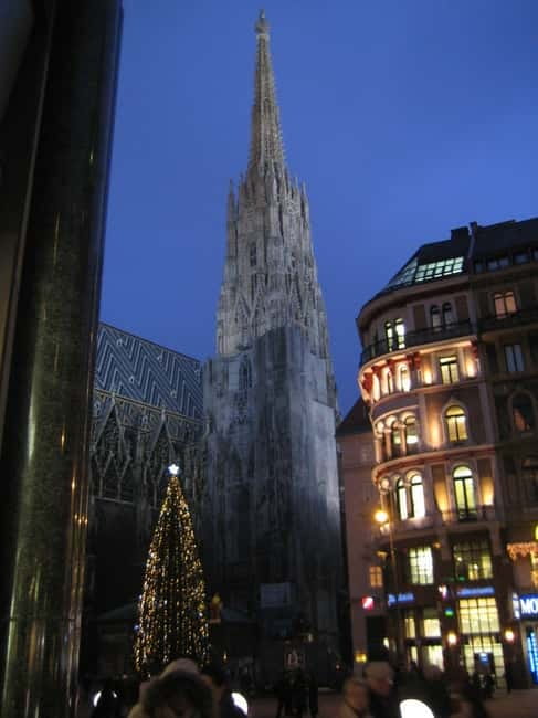Vienna: Essential History Walking Tour - Imperial Treasury and the Austrian National Library state room