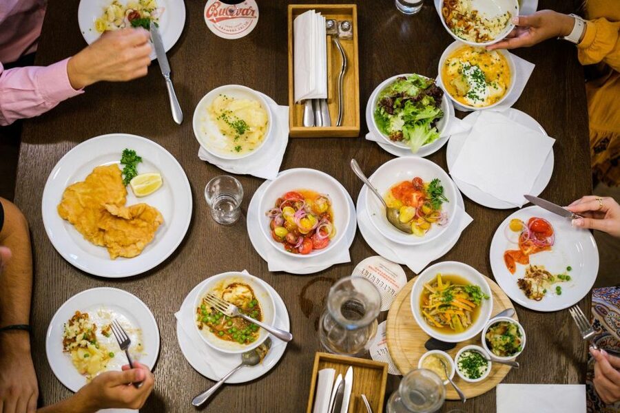 Vienna Food Tour: Dishes, Wine, Street Food & Culture - Lunch plus drinks: schnitzel lunch and Kaiserschmarrn with wine