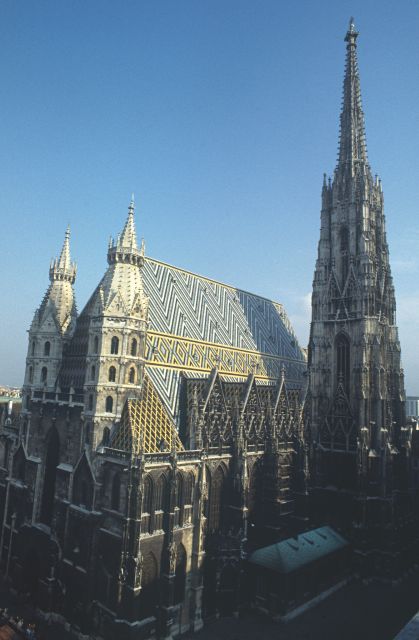 Vienna: Full-Day Private Tour including Schönbrunn Palace - On the way to Schönbrunn: Naschmarkt and St. Charles Church