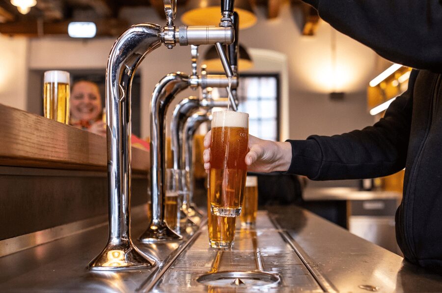 Vienna: Guided tour of the Ottakringer brewery - The 1.5 Hour Walk Through Beer Production