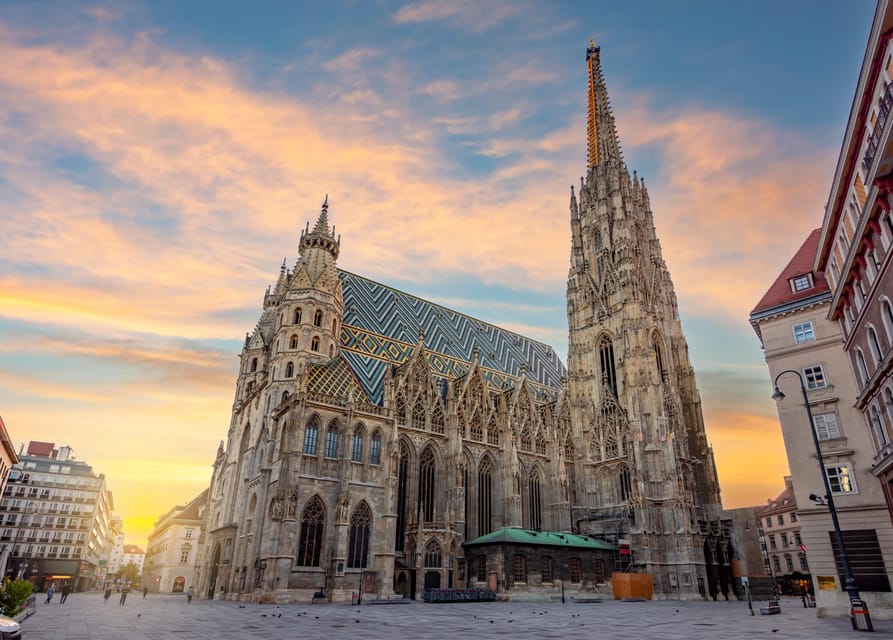 Vienna: Guided Walking Tour of City Highlights & Hidden Gems - Key points before you go