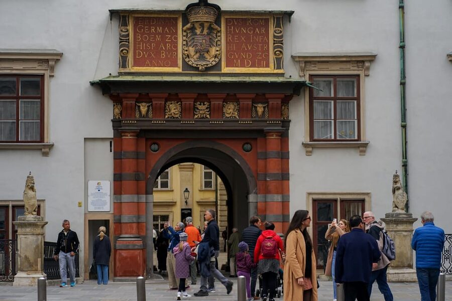 Vienna: Guided Walking Tour of City Highlights & Hidden Gems - Price and value: why $27 works for a 2-hour orientation walk