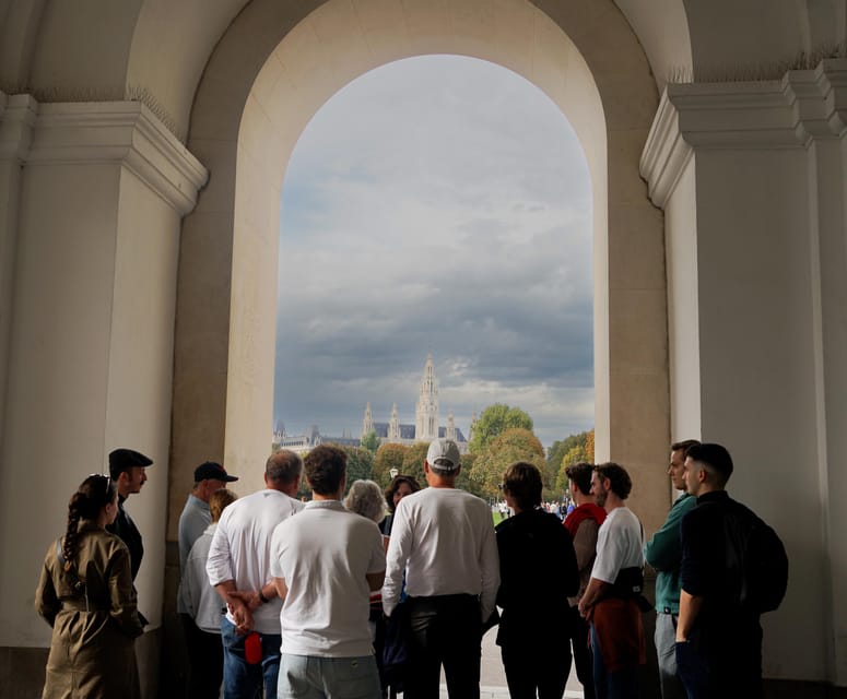 Vienna: Guided Walking Tour of City Highlights & Hidden Gems - Minoritenkirche and the Last Supper mosaic: the art moment of the walk