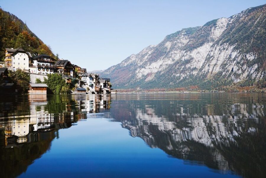Vienna: Hallstatt & Alpine Peaks Day Trip with Admont Abbey - Hallstatt With a Guided Walk: How to Use Your 2.5 Hours