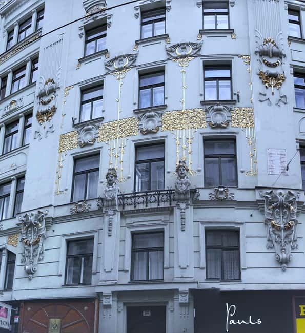 Vienna: historical tours with locals in the unknown City, - A 1- to 3-hour Vienna orientation, built for real streets