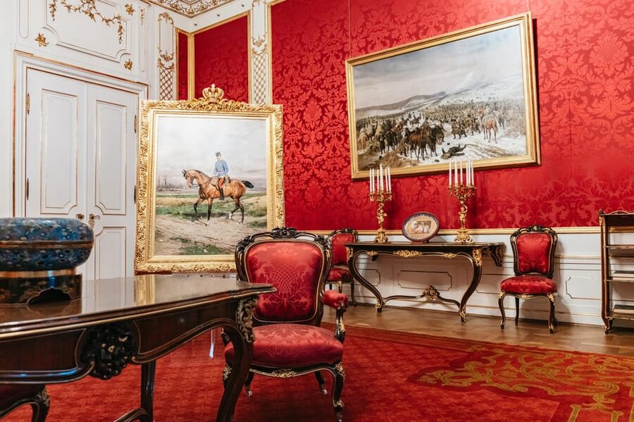 Vienna: Hofburg and Empress Sisi Museum Guided Tour - Augustinian Church: where Habsburg weddings became politics