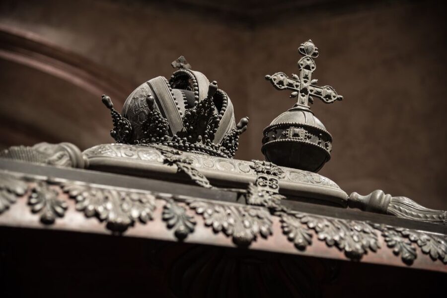 Vienna: Imperial Crypt Entrance Ticket - The mood inside: solemn, not overcrowded, but it can get busy