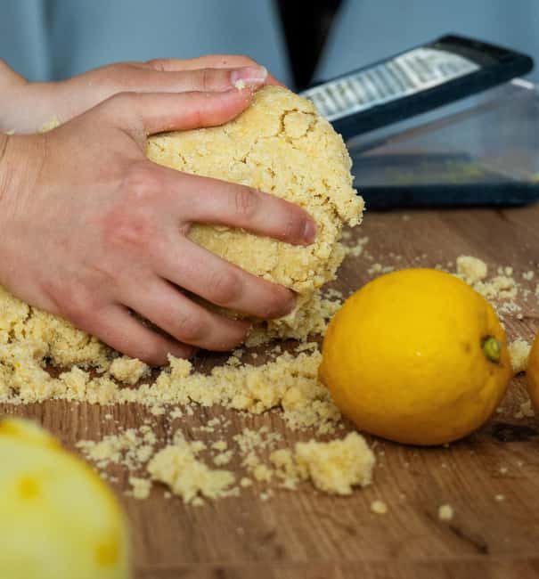 Vienna: Italian-Austrian Pastry Class – Pasticciotto & Drink - Learning shortcrust pastry dough from scratch (and actually understanding it)