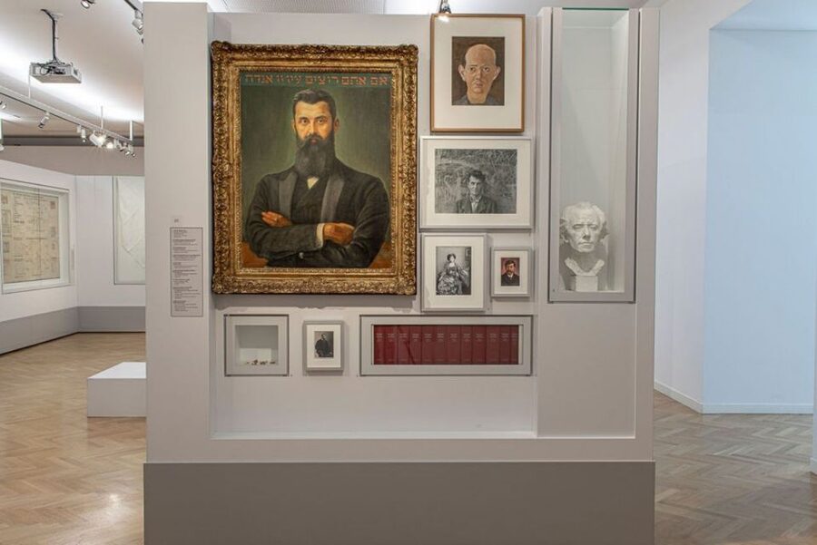 Vienna: Jewish Museum Vienna and Museum Judenplatz Tickets - Temporary Exhibitions and Events: When to Spend Extra Time