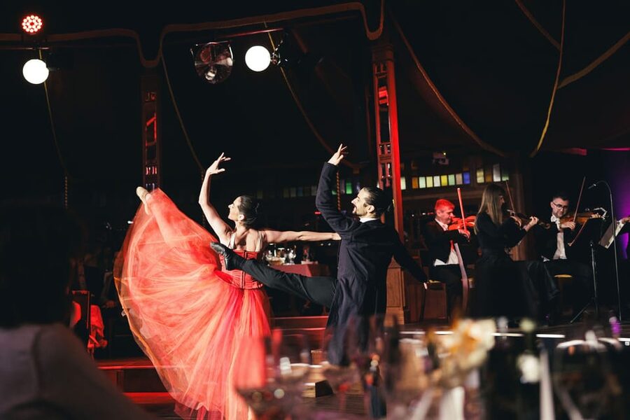 Vienna: Johann Strauss Dinner Show at the Prater - The music, ballet, and soprano: what you are actually watching