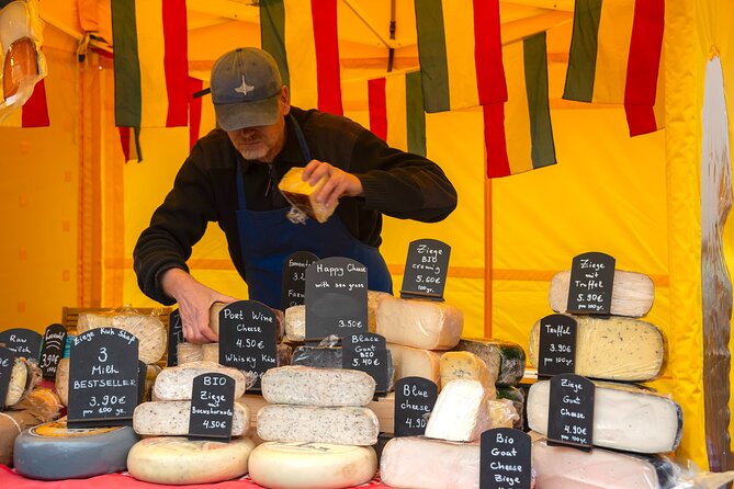 Vienna Market Private Gourmet Tour: Local Tastes and Drinks - Vegetarian options, kids friendly timing, and who this suits best