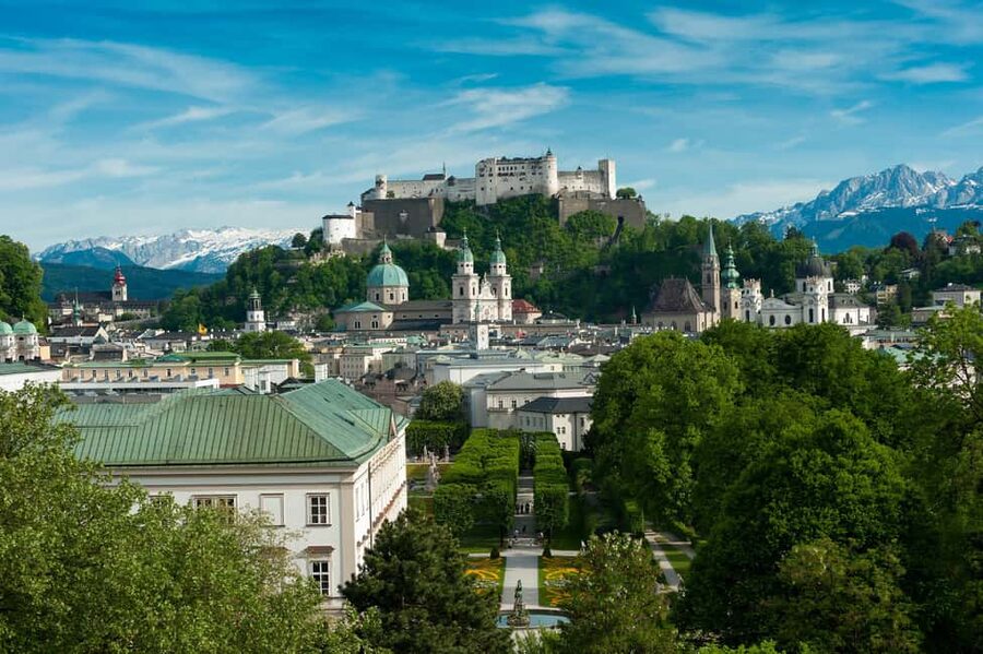 Vienna: Melk, Hallstatt, Salzburg and Mountains Lakes Tour - Key Points to Know Before You Go