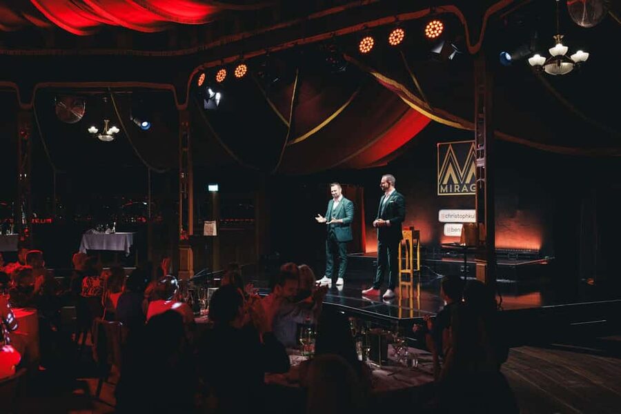 Vienna: Mirage Magic Dinner Show - Mirage Spiegelzelt: why this dinner show feels different