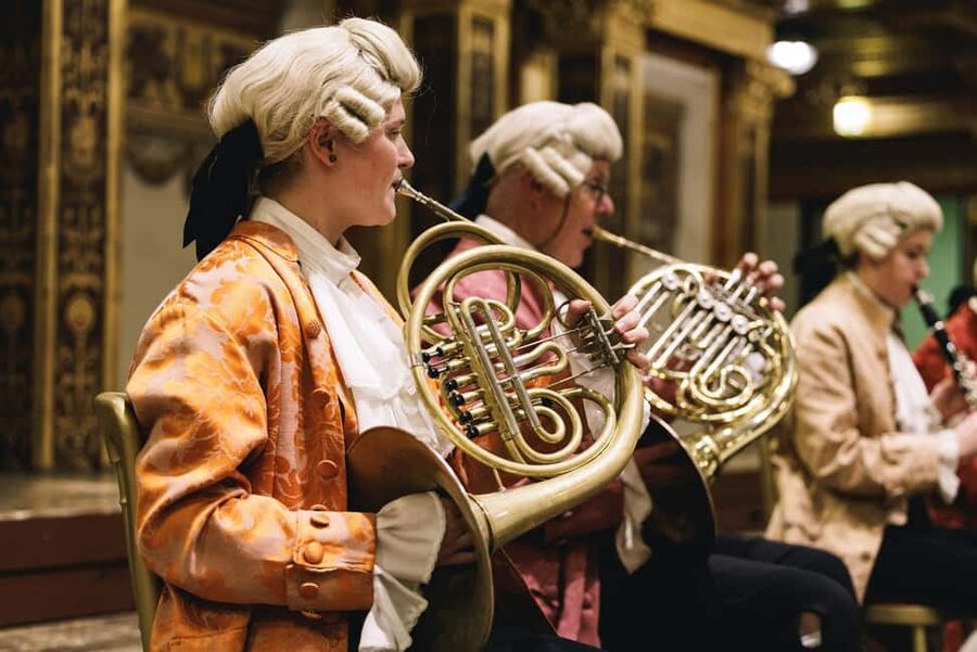 Vienna: Mozart Concert at the Vienna State Opera - Dressing for Staatsoper: formal/black tie, and why comfort still matters