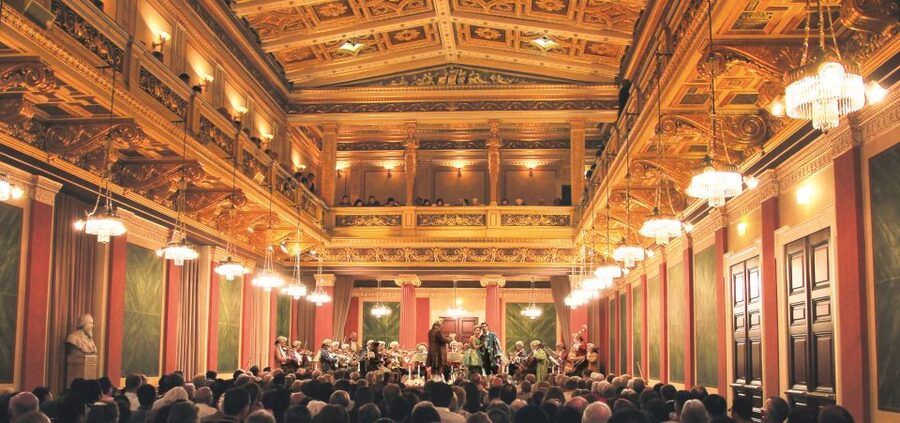 Vienna: Mozart Concert in the Brahms-Saal - The orchestra, soloists, and the conductor’s role in the drama