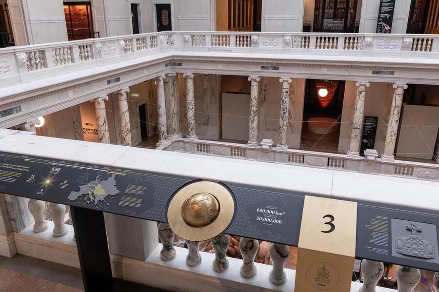 Vienna: New Hofburg Palace Audio-Guided Tour & Entry Ticket - The audio guide is the real engine of the visit