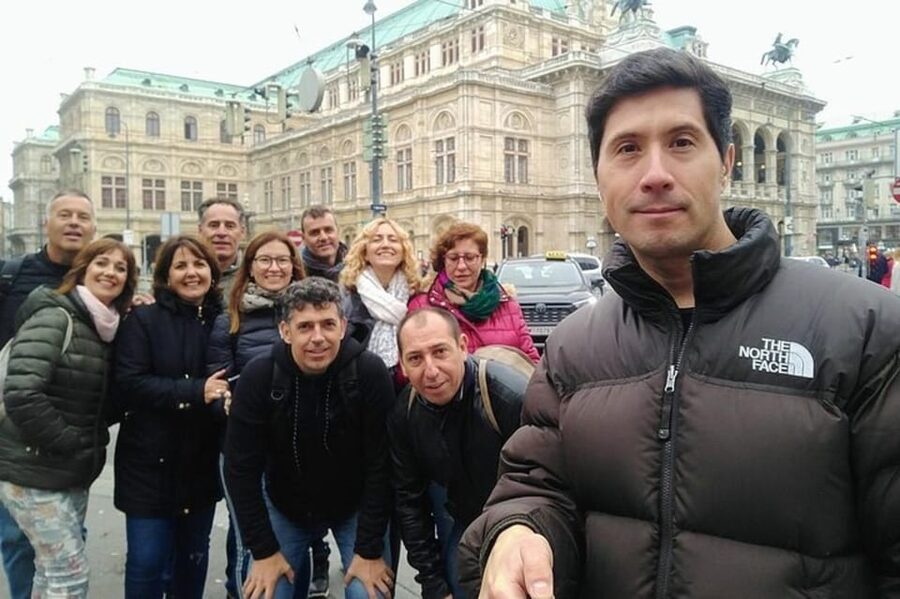 Vienna: Old Town Walking Tour with a Local Guide - Price and ticket help: what you are paying for