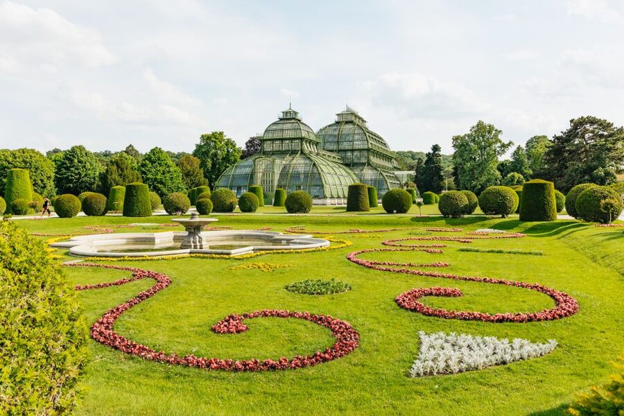 Vienna: Panorama Train Tickets to explore Schönbrunn Palace - What’s Not Included: Entrance Fees and Add-ons