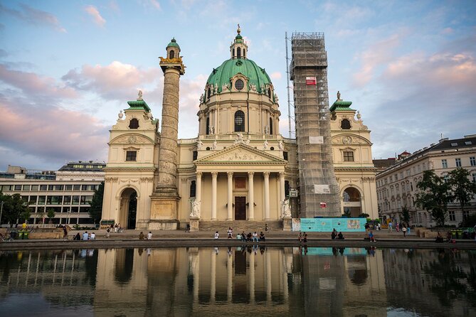 Vienna Photography Masterclass - Private Photography Lesson - Hofburg and Heldenplatz: imperial scale and clean composition