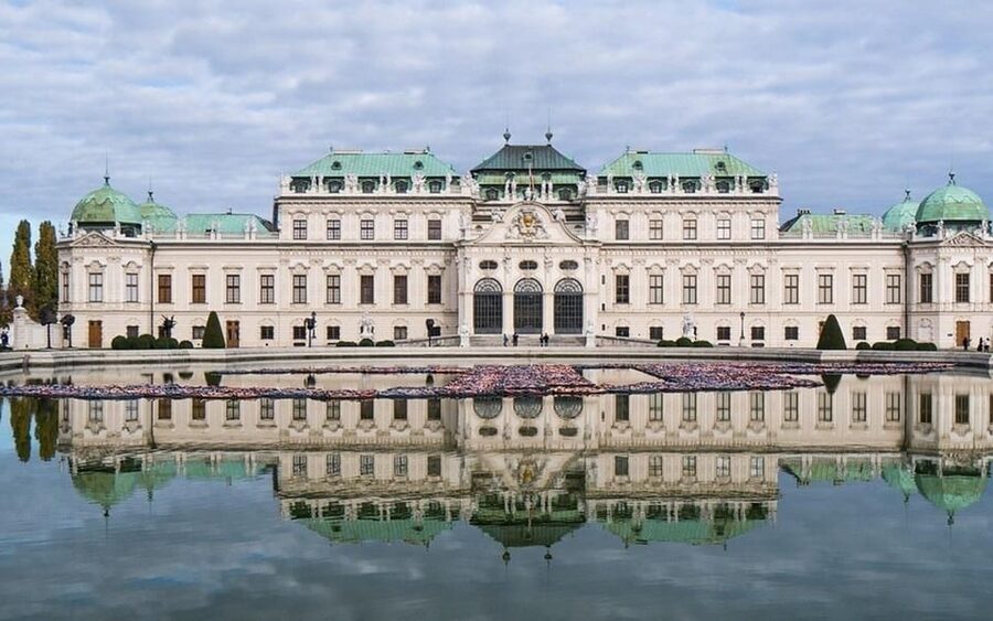 Vienna: Private Half-Day Sightseeing Tour - Schönbrunn Palace: The Palace Stop That Often Takes the Most Time