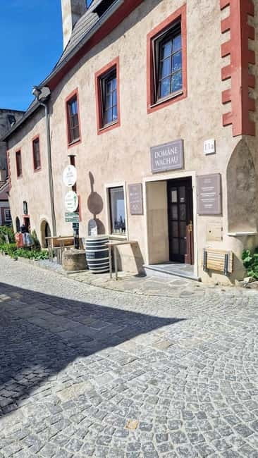 Vienna: Private Wachau tour to Dürnstein and Melk - Price and logistics, what you actually get for $234